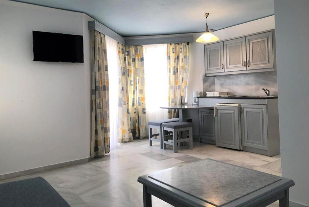 חאניה Futura Apartments מראה חיצוני תמונה